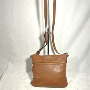 Michael Kors Riley Flat Crossbody, in Acorn